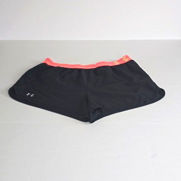 Women's  Under Armour  Shorts - Picture 1 of 6